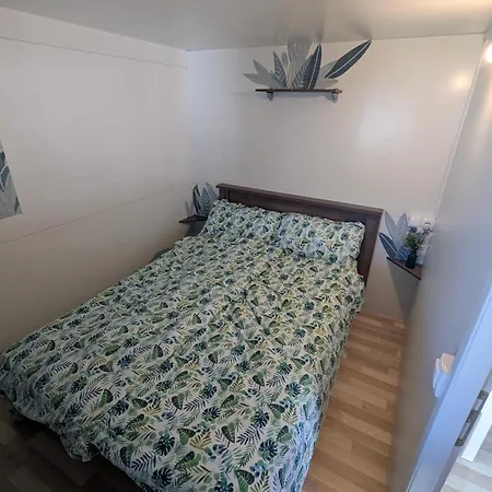 Adria Lido Di , Direct On & Town アパート コーリコ