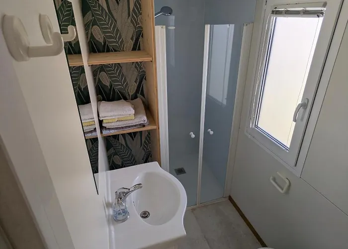 Adria Lido Di , Direct On & Town דירה קוליקו