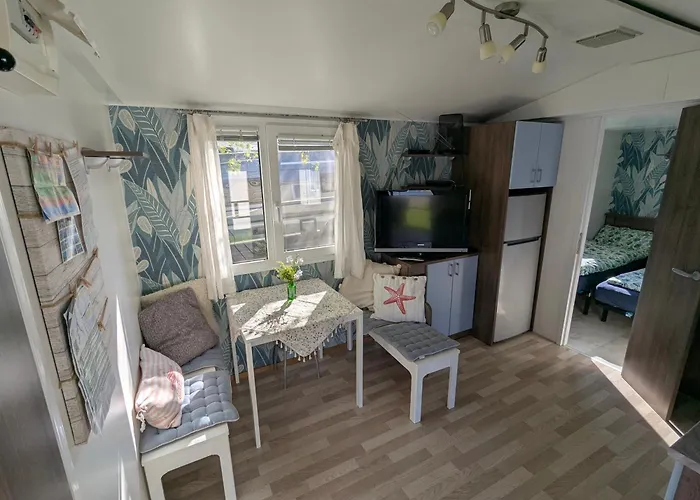 Adria Lido Di , Direct On & Town Colico
